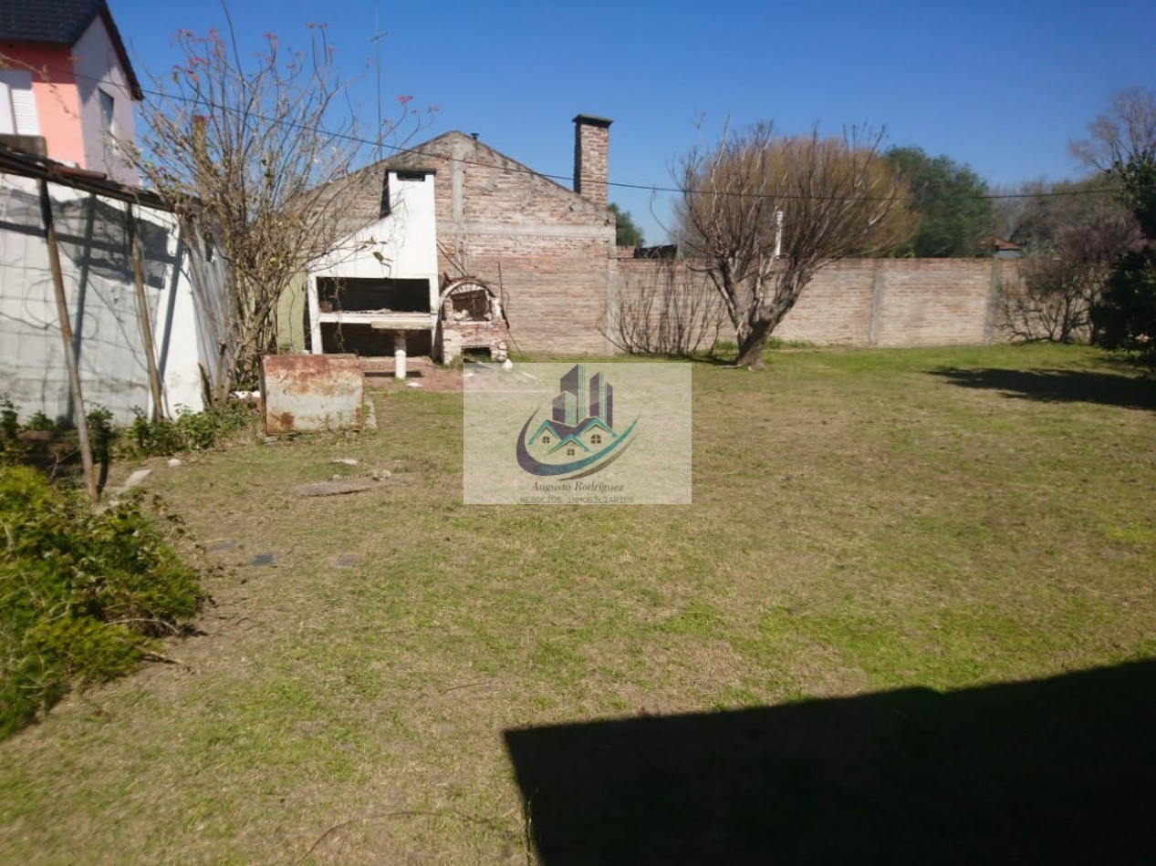 Vendo amplia propiedad sobre ruta provincial 11