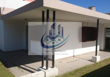 Vendo amplia propiedad sobre ruta provincial 11